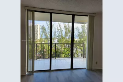 18151 NE 31st Ct #805, Aventura, FL 33160 - Photo 14