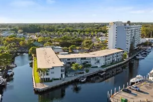 13105 Ixora Ct, North Miami, FL 33181 - Photo 44
