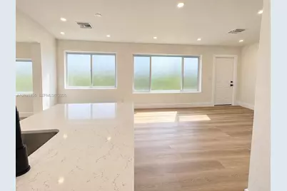1711 NW 26th Ave, Fort Lauderdale, FL 33311 - Photo 6