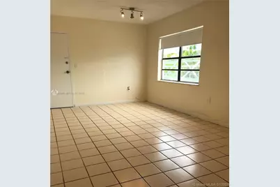 1325 W 68th St #221, Hialeah, FL 33014 - Photo 4