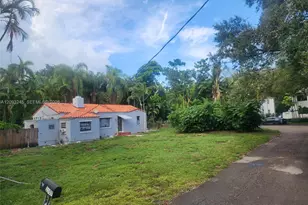 1107 NE 117th St, Biscayne Park, FL 33161 - Photo 1