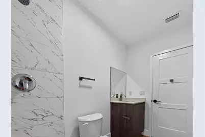 1534 NW 1st St #201, Miami, FL 33125 - Photo 4