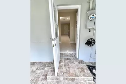 1175 W 33rd Pl, Hialeah, FL 33012 - Photo 30