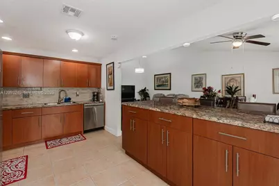 6064 NW 3rd St, Margate, FL 33063 - Photo 10
