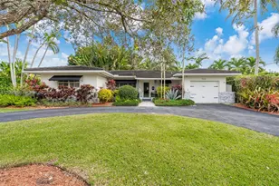 700 Vilabella Ave, Coral Gables, FL 33146 - Photo 1
