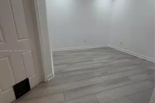 1432 SE 25th Ave, Homestead, FL 33035 - Photo 4