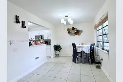 1284 W 44th Pl #1, Hialeah, FL 33012 - Photo 4