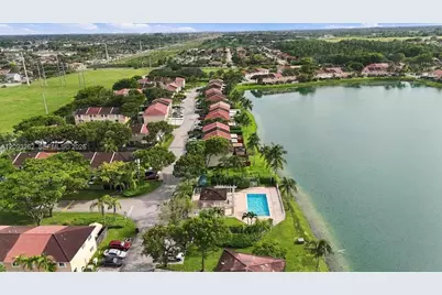 13912 SW 174th Ter #13912, Miami, FL 33177 - Photo 6
