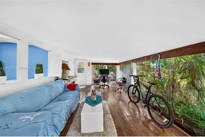 1103 NE 118th St, Biscayne Park, FL 33161 - Photo 24