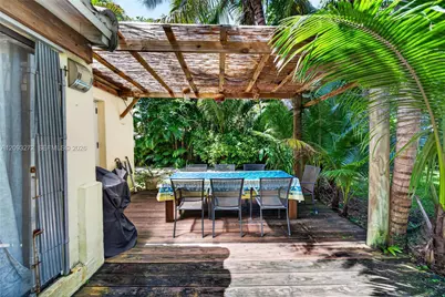 1103 NE 118th St, Biscayne Park, FL 33161 - Photo 46