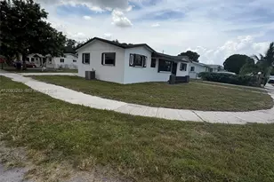 3020 NW 212th St, Miami Gardens, FL 33056 - Photo 4