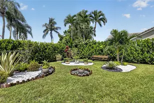 981 SW 126th Way, Davie, FL 33325 - Photo 6