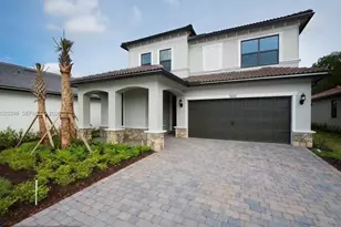 7810 NW 79th Terrace, Tamarac, FL 33321 - Photo 2