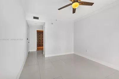 1250 S Miami Ave #1806, Miami, FL 33130 - Photo 14
