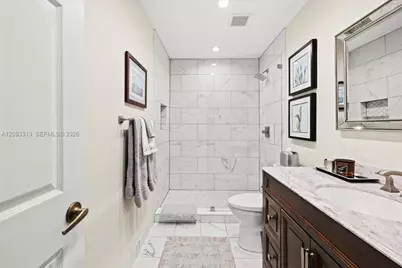 1241 Grant St, Hollywood, FL 33019 - Photo 18