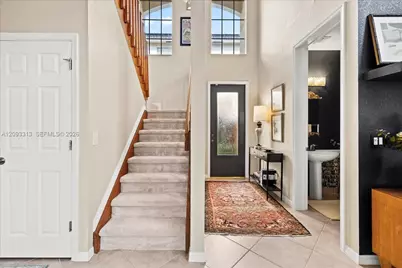 1241 Grant St, Hollywood, FL 33019 - Photo 4