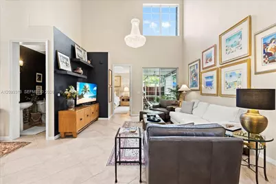 1241 Grant St, Hollywood, FL 33019 - Photo 6