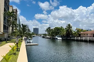 2935 NE 163rd St, North Miami Beach, FL 33160 - Photo 24