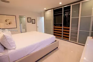 [Address not provided], Hallandale Beach, FL 33009 - Photo 4