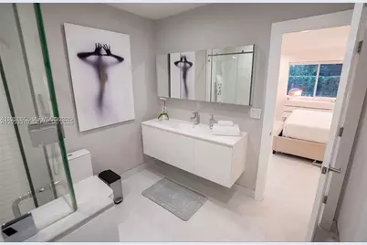 [Address not provided], Hallandale Beach, FL 33009 - Photo 22
