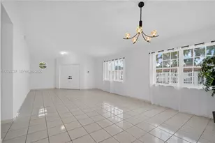 7851 SW 163rd Pl, Miami, FL 33193 - Photo 8