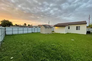 3330 NW 18th St, Miami, FL 33125 - Photo 22
