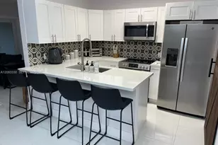 3330 NW 18th St, Miami, FL 33125 - Photo 8