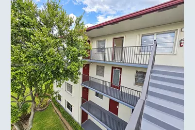13250 SW 7th Ct #402L, Pembroke Pines, FL 33027 - Photo 2