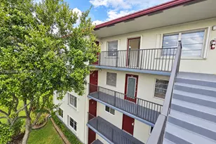 13250 SW 7th Ct, Pembroke Pines, FL 33027 - Photo 2