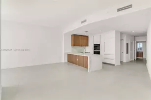1400 Biscayne Blvd, Miami, FL 33132 - Photo 12
