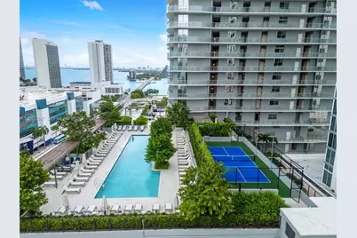 1400 Biscayne Blvd #706, Miami, FL 33132 - Photo 2