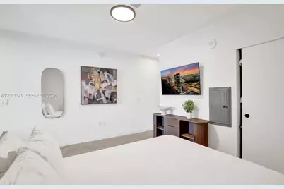 580 72nd St #1905, Miami Beach, FL 33141 - Photo 8
