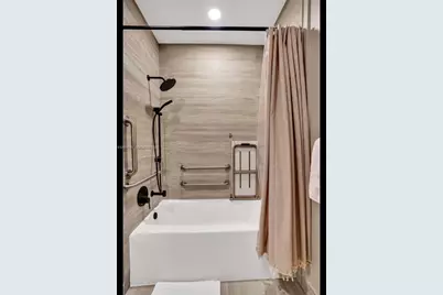 580 72nd St #1905, Miami Beach, FL 33141 - Photo 12