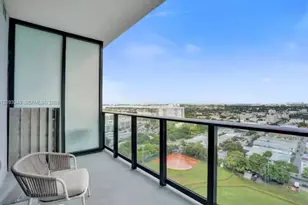 580 72nd St, Miami Beach, FL 33141 - Photo 14