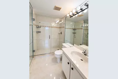 712 NE 26th Ave, Hallandale Beach, FL 33009 - Photo 36