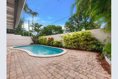 7820 SW 89th Ln, Miami, FL 33156 - Photo 20