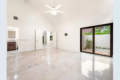 7820 SW 89th Ln, Miami, FL 33156 - Photo 8