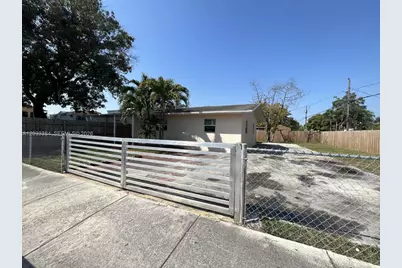 991 E 20th St, Hialeah, FL 33013 - Photo 2