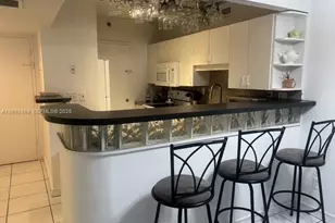 100 Lincoln Rd, Miami Beach, FL 33139 - Photo 4