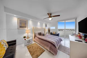 6301 Collins Ave, Miami Beach, FL 33141 - Photo 20