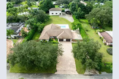 14390 SW 24th St, Davie, FL 33325 - Photo 1