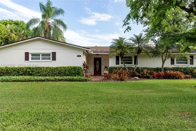 9761 SW 123rd St, Miami, FL 33176 - Photo 2