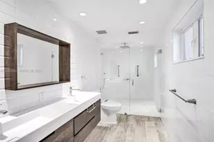 20100 NE 20th Ct, Miami, FL 33179 - Photo 26