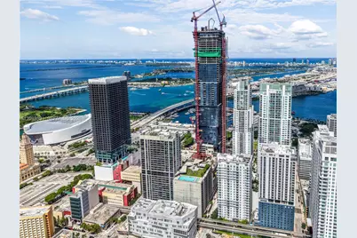 227 NE 2nd St #2806, Miami, FL 33132 - Photo 20