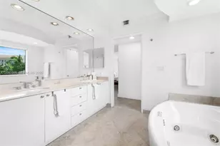 781 Crandon Blvd, Key Biscayne, FL 33149 - Photo 16