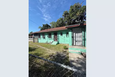 105 NW 58th St, Miami, FL 33127 - Photo 4