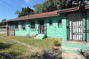 105 NW 58th St, Miami, FL 33127 - Photo 4