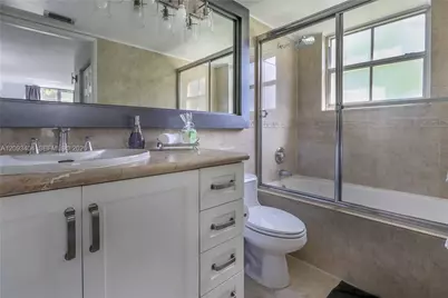 19555 E Country Club Dr #8202, Aventura, FL 33180 - Photo 20