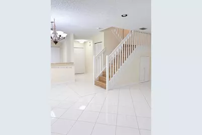20844 NW 2nd St, Pembroke Pines, FL 33029 - Photo 6