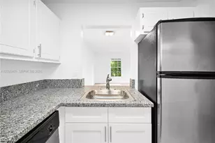 7550 Stirling Rd, Davie, FL 33024 - Photo 26